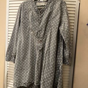 Magnolia Pearl Gray Floral Tunic